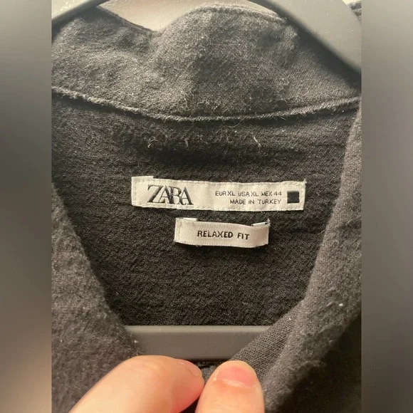 Zara Men Linen Button Down - Picture 2 of 4